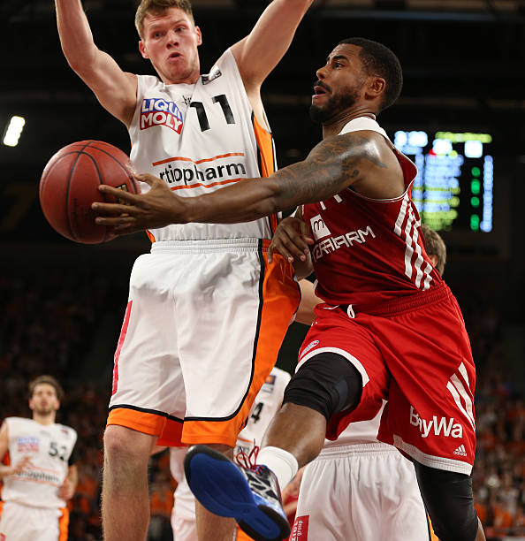 阿森西奥的 阿森西奥的